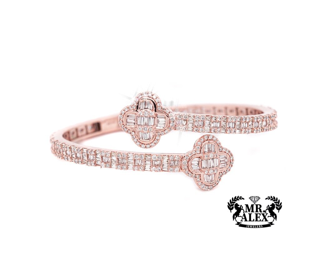 10k Clover Baguette Diamonds Bangle 4.25ct - Mr. Alex Jewelry