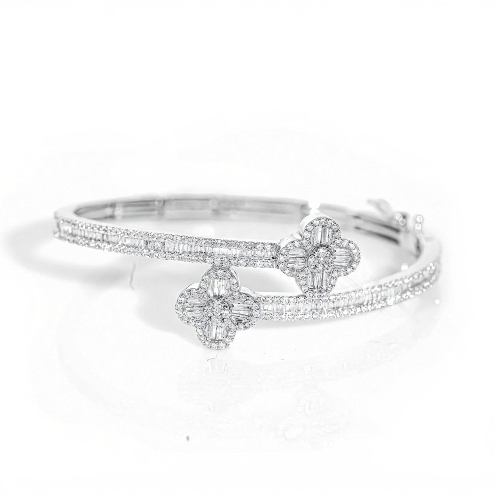 10k Clover Design Diamond Bangle 2.65ct - Mr. Alex Jewelry