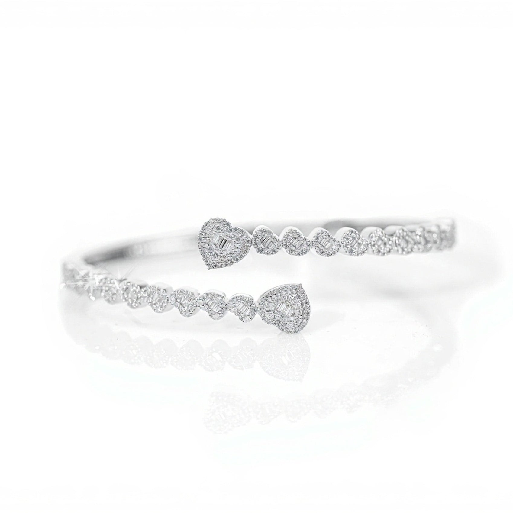 10k Gold Enveloped Hearts Diamond Bangle 1.50ct - Mr. Alex Jewelry