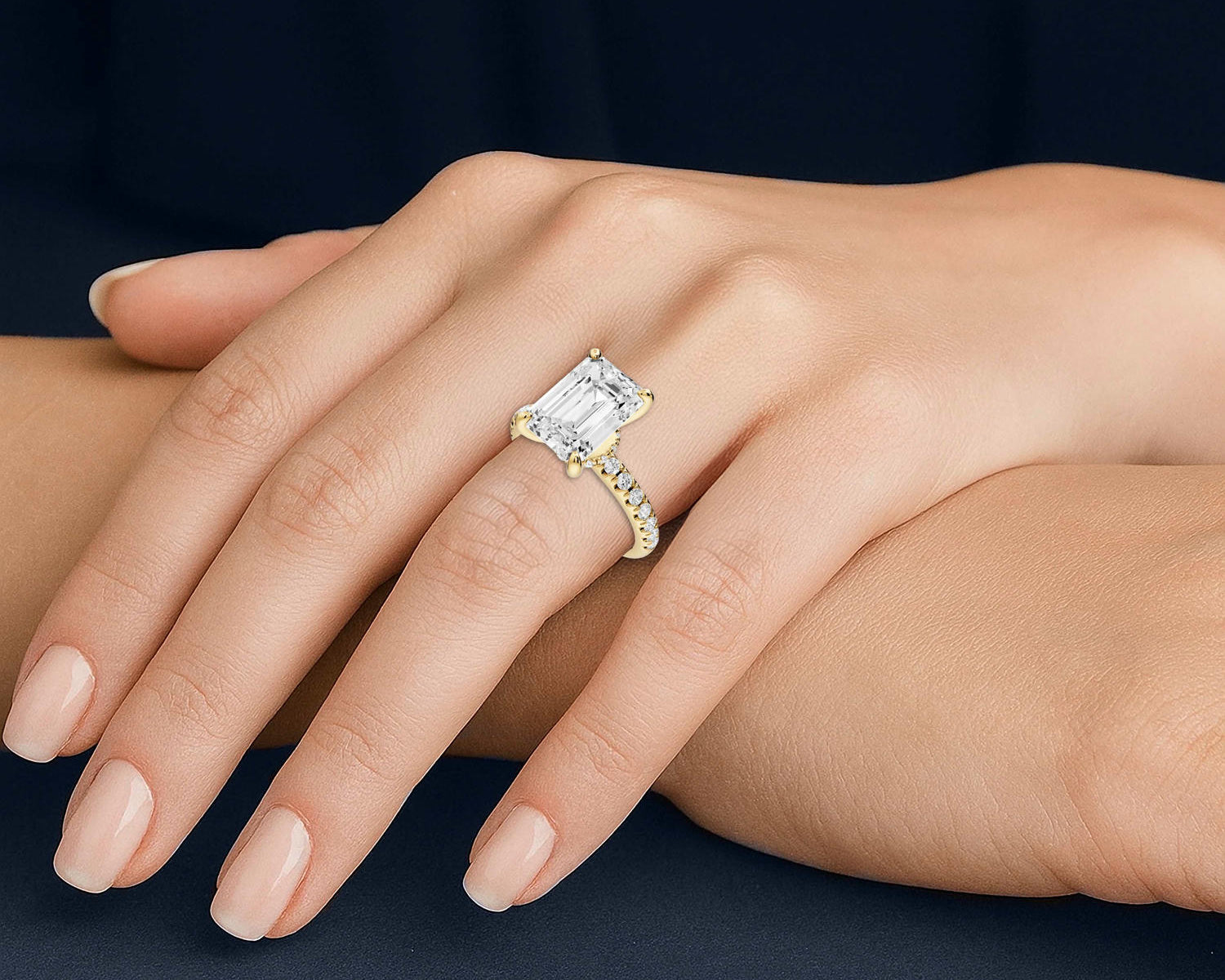Flora - 3ct 14k yellow gold emerald talong prong Wrap around halo Half Band Engagement Ring