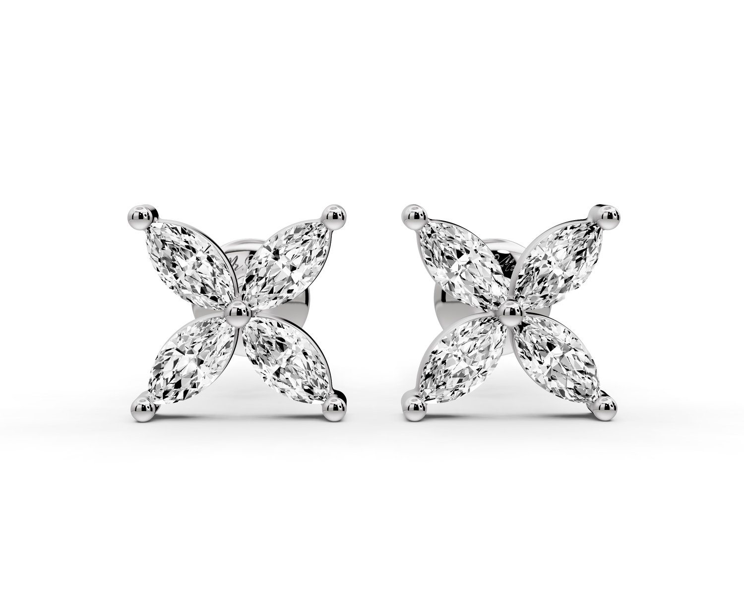 Nora Earrings White Gold