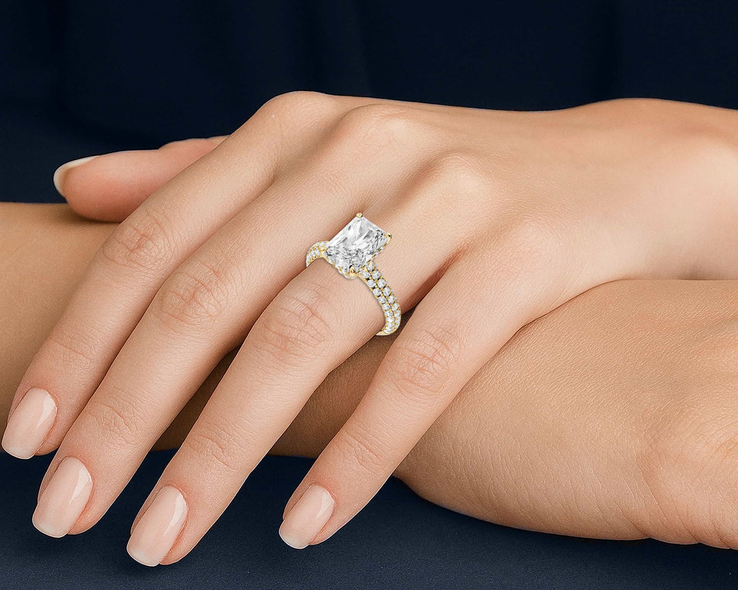 Amoria - 3ct 18k yellow gold radiant Diamond Engagement Ring with Pavé Band & Hidden Halo - Mr. Alex Jewelry