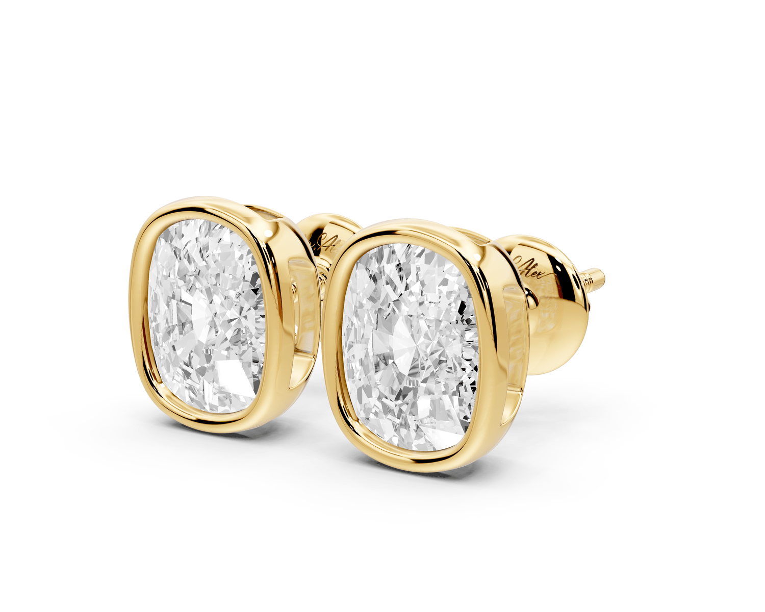 Noa - 4ct 14k yellow gold Elgcushion - Cut Diamond Stud Earrings - Mr. Alex Jewelry
