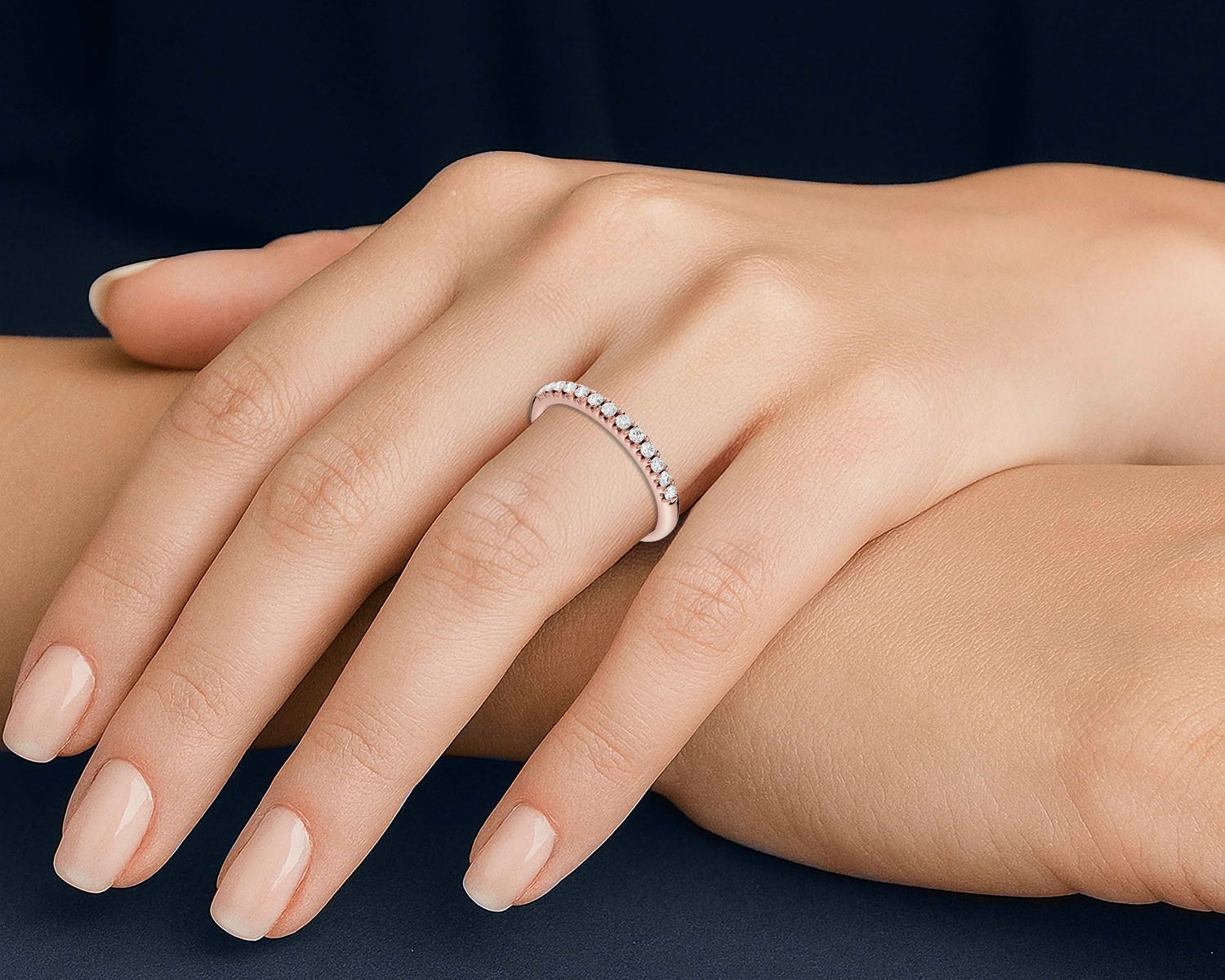 RAE00251 - R - Mr. Alex Jewelry